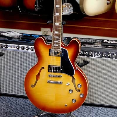 2025 Epiphone ES-335 Figured Semi-Hollowbody w/ Case! Raspberry Tea Burst! VERY NICE!!! image 2