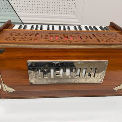 Harmonium - for Yoga, Meditation, Palitana reeds with soothing tone , large air chamber , seasoned Teak wood image 5