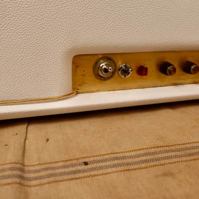 Marshall Super Bass 100W 1970/71 - White Tolex image 3