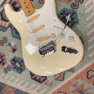 Vintage Squier Stratocaster E7 1987 Guitar w/ system 1 tremolo unit image 4