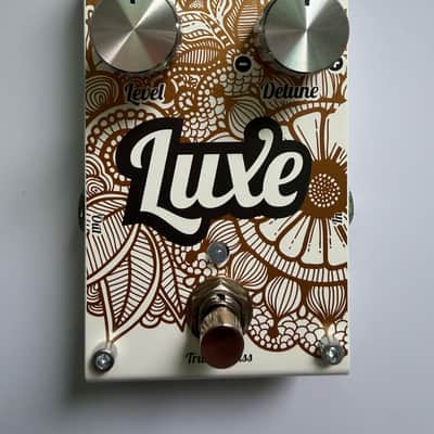 DigiTech Luxe Pitch Tune Chorus 2010s - White image 1