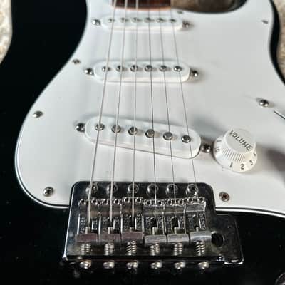 Fender Player Stratocaster MIM with Rosewood Fretboard Black image 6
