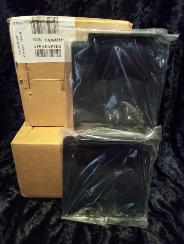 Yamaha AP5 Monitor Mounting Adapter Kit 1 Pair image 1