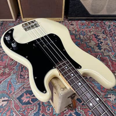 Greco Fujigen Spacy Sound 1980 Vintage White P Bass w/Fender Gig Bag image 12