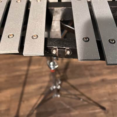 Ludwig Junior Percussion kit w/ Glockenspiel, Practice Pad, Instrument Stand + Bag image 11