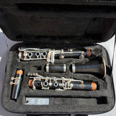 Buffet Crampon Wooden Bb Clarinet, Model: E11 image 8