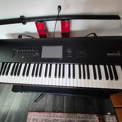 Korg Nautilus AT 61-Key Workstation Keyboard with Aftertouch 2024 - Present - Black