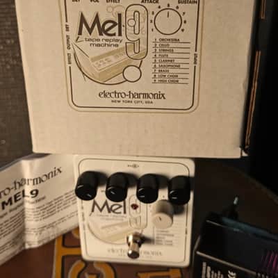 Electro-Harmonix Mel9 Tape Replay Machine 2016 - Present - White image 13