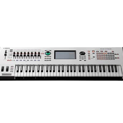 Yamaha Montage 6 61-Key Synthesizer / Workstation in White image 3