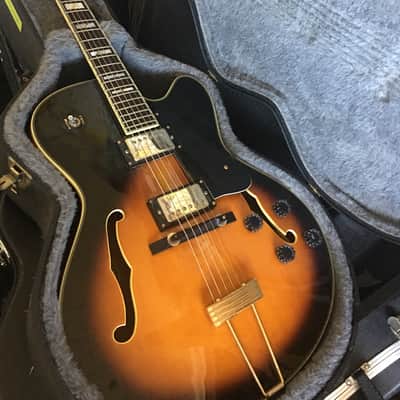 Samick HF650 Artist Series Hollow Body w/Case 2 Color Sunburst image 1
