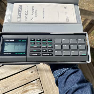 Boss DR-220A Dr. Rhythm 1985 (With Case and Manual