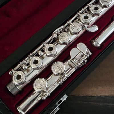 Yamaha YFL-483 (500 series equivalent) Flute – SS Headjoint Open Hole, Inline G, C Foot SN 001680 image 4