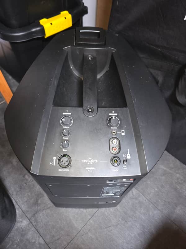 Bose L1 Compact Speaker 2010s - Black image 1