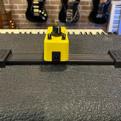 Donner Yellow Fall Analog Delay 2010s - Yellow image 5