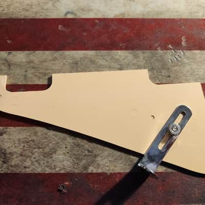 Vintage Gibson Les Paul Deluxe Pickguard  1970s - Cream image 3