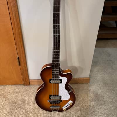 Hofner Ignition Series Club Bass 2012 - 2019 - Sunburst image 1