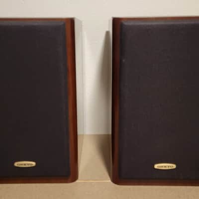 Vintage Bookshelf Speakers ONKYO D-202AX (JDM) image 1