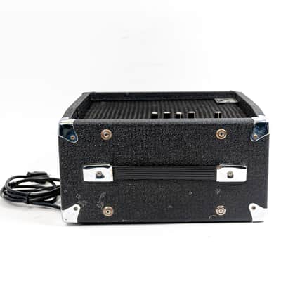 Kustom KBA20 Compact Bass Combo Practice Amp w/ Deep Punch, 4-Band EQ image 6