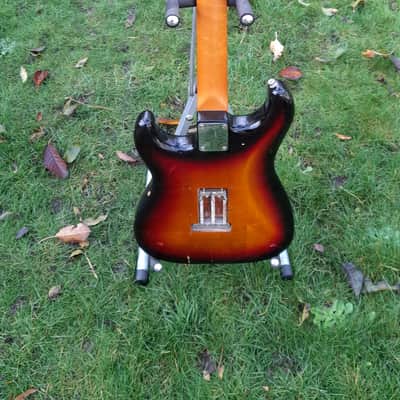 Fender AVRI Stratocaster 1983 - Sunburst image 5