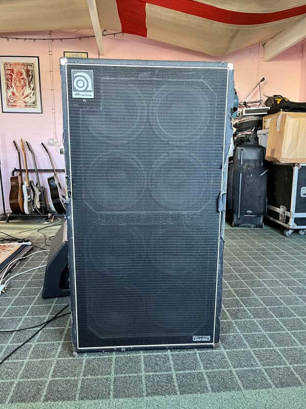 Ampeg SVT-810E Classic Series 800-Watt 8x10" Bass Speaker Cabinet