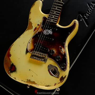 Fender Stratocaster Vintage White FN Series with Gold Leaf Made in USA Aged Relic (Rare) image 12