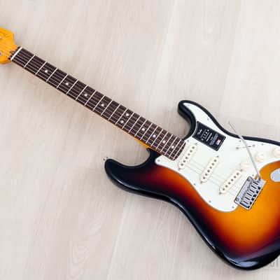2024 Fender American Ultra Stratocaster Ultraburst, Near-Mint w/ Case, Hangtags image 12
