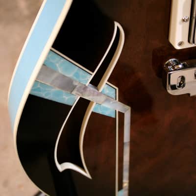 Whalehazard Andromeda Elite 2018 Walnut Burst/Sonic Blue image 3