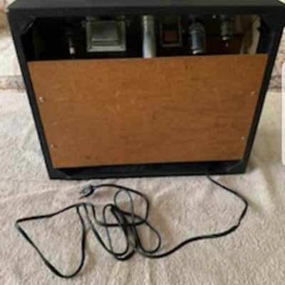 Danelectro Airline Montgomery Ward 62-1902a 1964 USA image 8