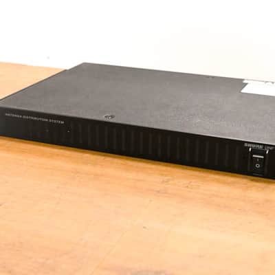 Shure UA845-UA UHF Antenna Distribution System 782-806 MHz CG01Z5E image 1