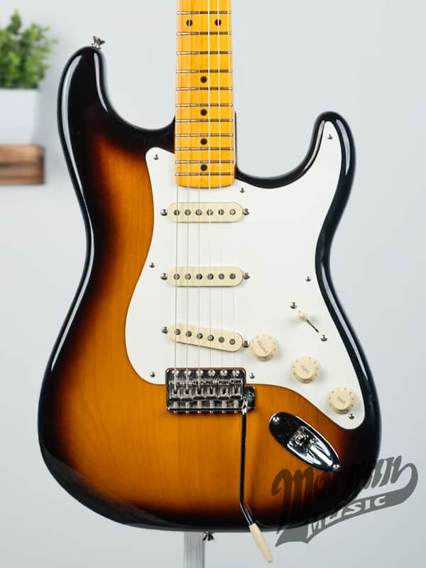 Fender American Vintage II '57 Stratocaster 2022 -2-Color Sunburst
