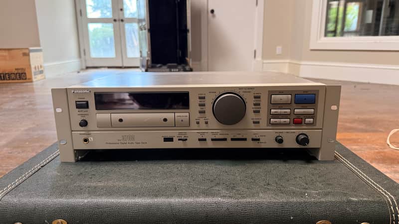Panasonic SV-3700 Professional Digital Audio Tape (DAT) Deck image 1
