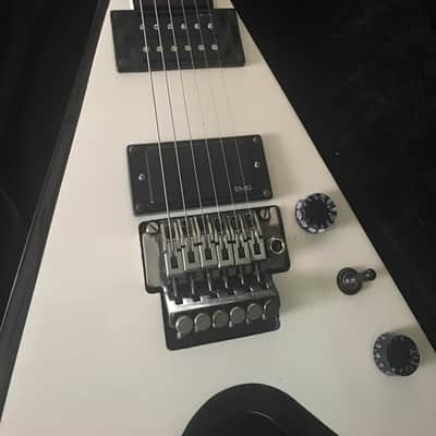 Dean Razorback V White with Black Bevels image 2