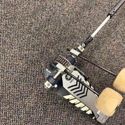 Yamaha Lefty FLYING DRAGON double bass drum pedal image 2