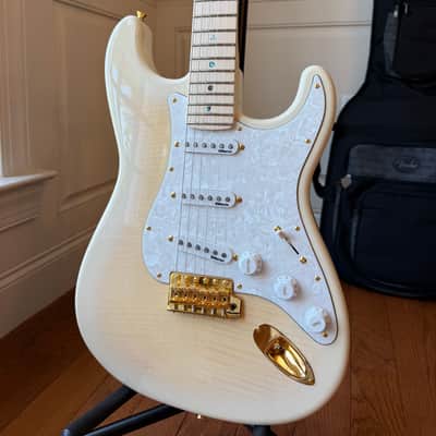 2025 Fender Richie Kotzen Signature Stratocaster MIJ Japan Maple - Transparent White Burst image 1