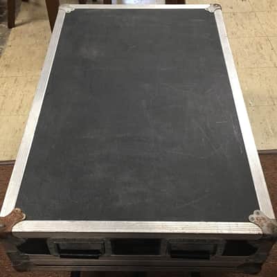 Peavey MD Series 16x6 Monitor Console w/Case image 6