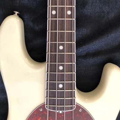 Ernie Ball Music Man  Ernie Ball Music Man BFR  11/90 4-string Bass Old Smoothie  w/ Hard Case 2017 image 9
