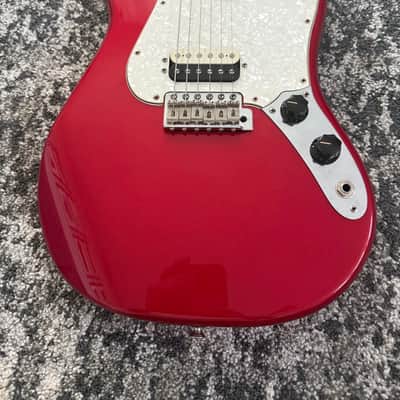 Fender Cyclone Deluxe Series 2001 MIM Candy Apple Red Rosewood Fretboard Guitar image 2