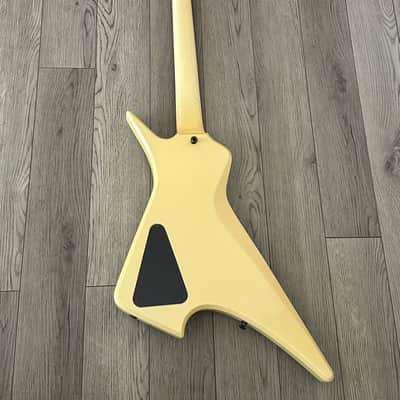 Hamer Scarab Bass Guitar 1984 - White Rick Savage Def Leppard image 7