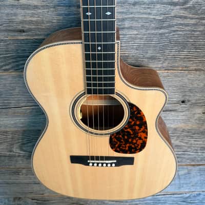 Larrivee OMV-44 Acoustic-Electric Guitar - Mahogany w/ Anthem Pickup image 2