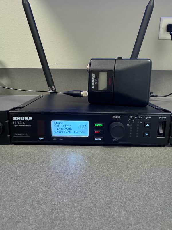 Shure ULXD4=-V50 2023 - Black image 1