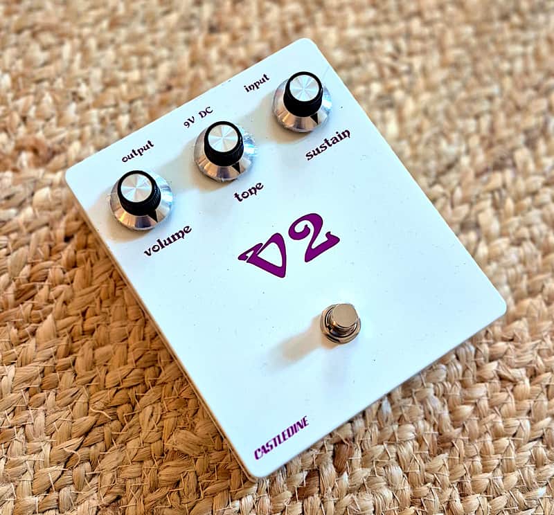 Castledine V2 fuzz - violet muff | Reverb