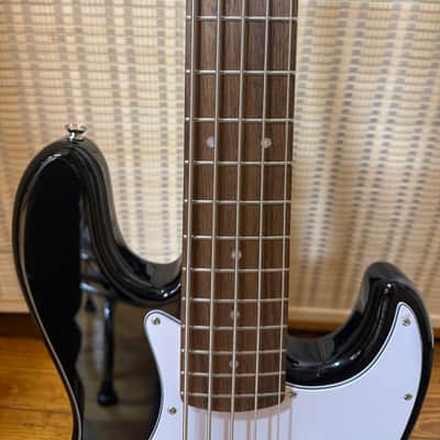 Squier Affinity Jazz Bass with Maple Fretboard 2021 - Present - Black image 6