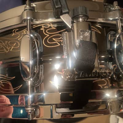 Tama 5x14" KA145N Kenny Aronoff "Trackmaster" Signature Brass Snare Drum 2010s - Engraved Black Nickel Over Brass image 4
