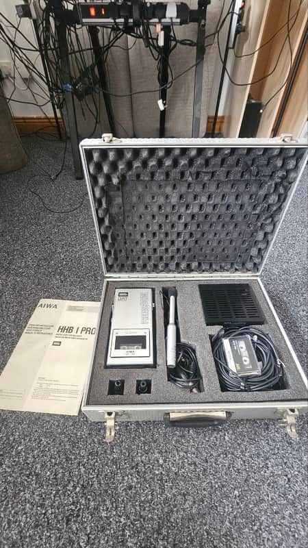 AIWA HHB 1 PRO ~1991 - Silver image 1