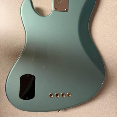 Fender American Deluxe Jazz Bass with Rosewood Fretboard 1997 image 4