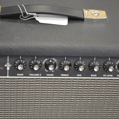 Fender Champion 100 2-Channel 100-Watt 2x12" Solid State Guitar Combo 2013 - 2024 - Black image 4