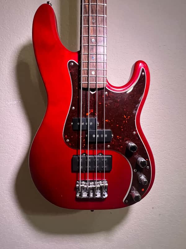 Fender American Deluxe Precision Bass with Rosewood Fretboard 2000 - Crimson Transparent image 1