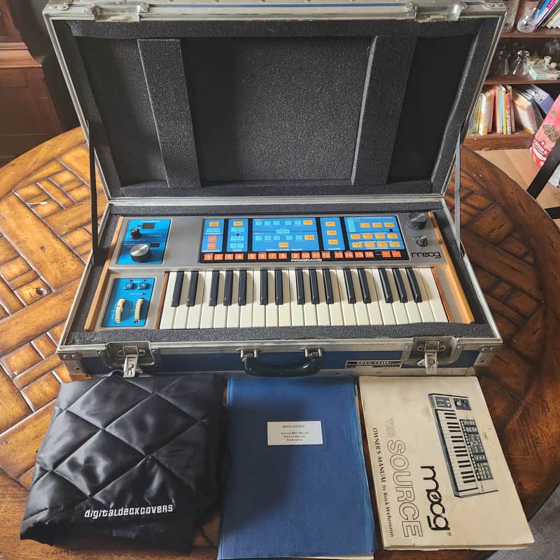 Moog Source Monophonic Analog Synthesizer with Patch Memory
