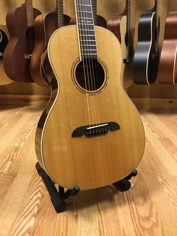 Alvarez Ap70 Natural image 1