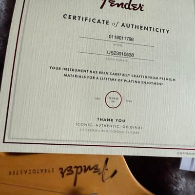 Fender American Ultra Stratocaster Bubble gum limited edition last in EU image 16